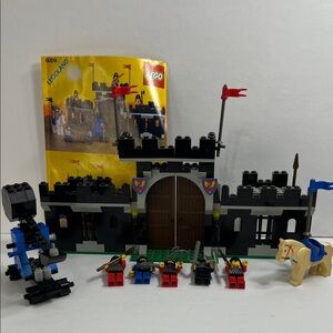 LEGO 6059 Castle Knight's Stronghold Complete with Manual